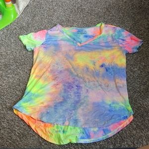 Tye dye v neck